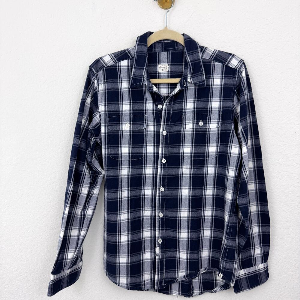 Bridge & Burn Mens Long Sleeve Button Shirt Size M Plaid Rugged Outdoors Blue